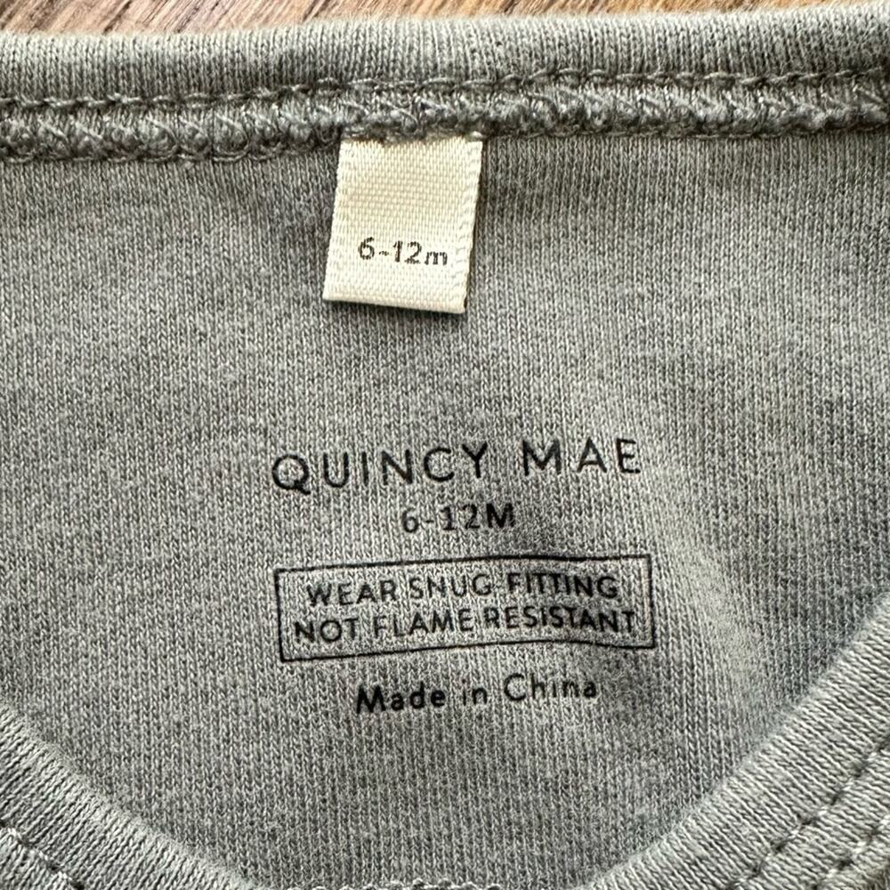 Quincy Mae baby bundle in stars and dusk, size 6-12 month (3 pieces) - Picture 4 of 11